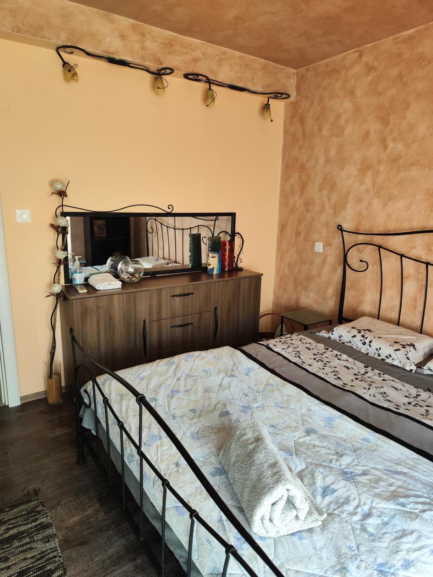 Art Apartment Kiril And Metodi Square 布尔加斯 外观 照片