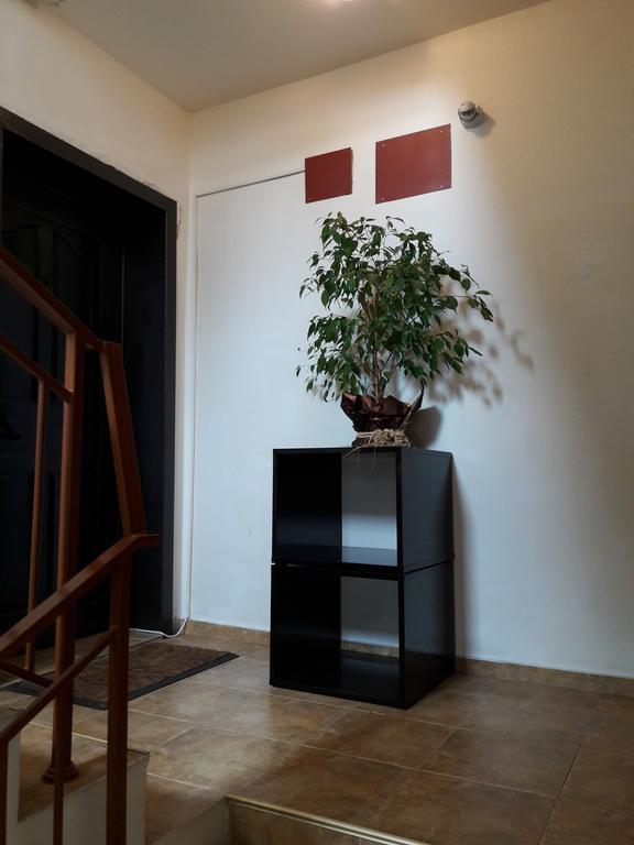 Art Apartment Kiril And Metodi Square 布尔加斯 外观 照片